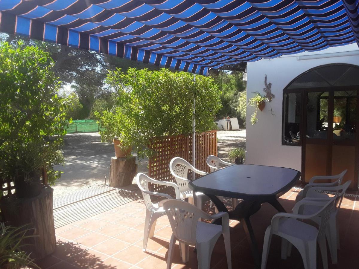 רוטה En Finca Las Dunas Dos Chalets Con Jacuzzis En Primera Linea De Playa , Uno De 4 Dormitorios Y Otro De 2 Dormitorios, Llama Al Seiscientos Veintisiete Cuatrocientos Diecisiete Trescientos Noventa Y Ocho מראה חיצוני תמונה