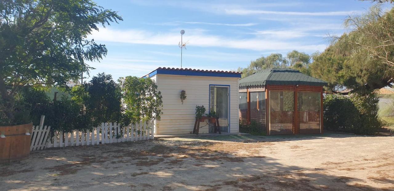 רוטה En Finca Las Dunas Dos Chalets Con Jacuzzis En Primera Linea De Playa , Uno De 4 Dormitorios Y Otro De 2 Dormitorios, Llama Al Seiscientos Veintisiete Cuatrocientos Diecisiete Trescientos Noventa Y Ocho מראה חיצוני תמונה