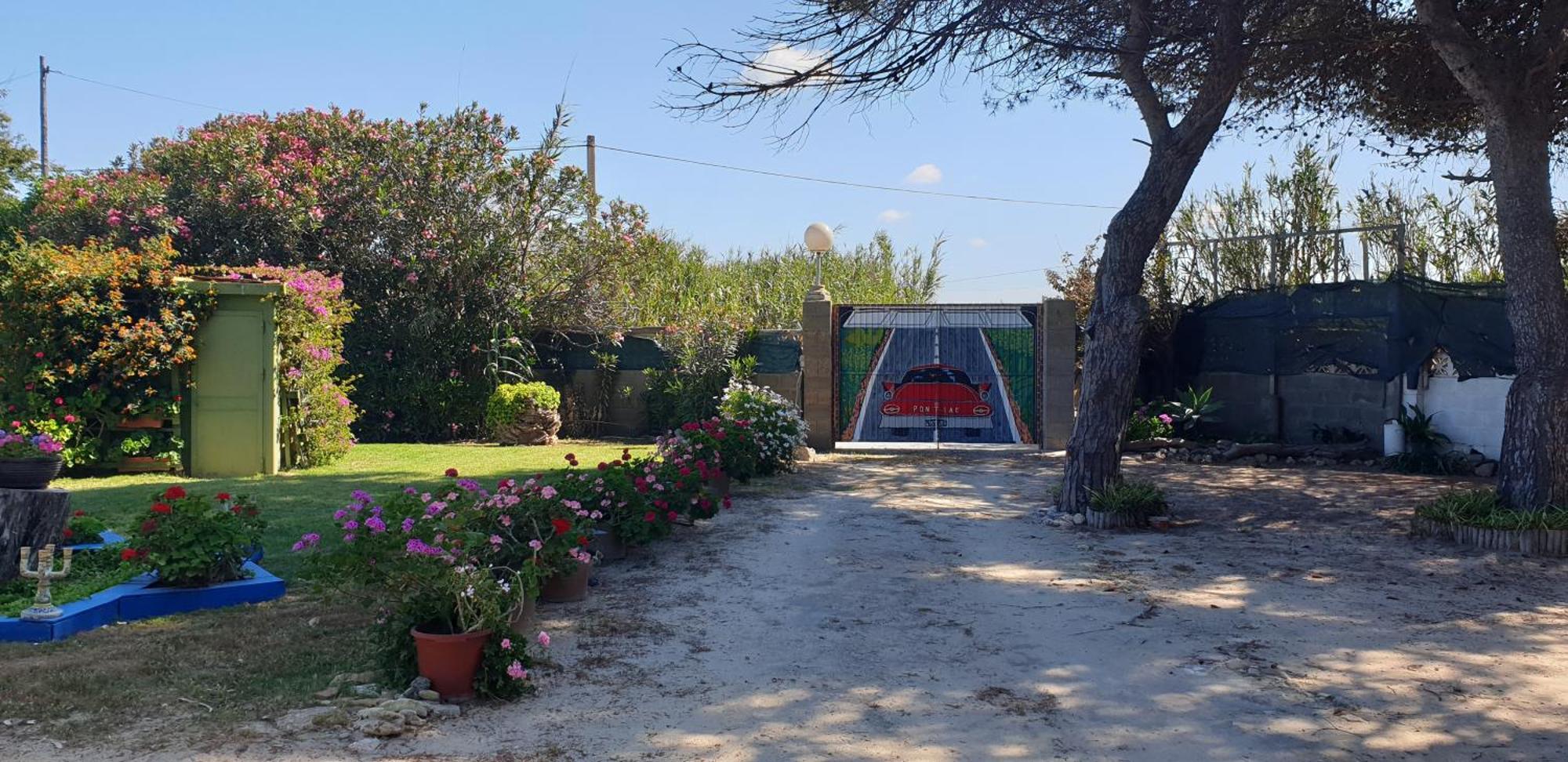 רוטה En Finca Las Dunas Dos Chalets Con Jacuzzis En Primera Linea De Playa , Uno De 4 Dormitorios Y Otro De 2 Dormitorios, Llama Al Seiscientos Veintisiete Cuatrocientos Diecisiete Trescientos Noventa Y Ocho מראה חיצוני תמונה