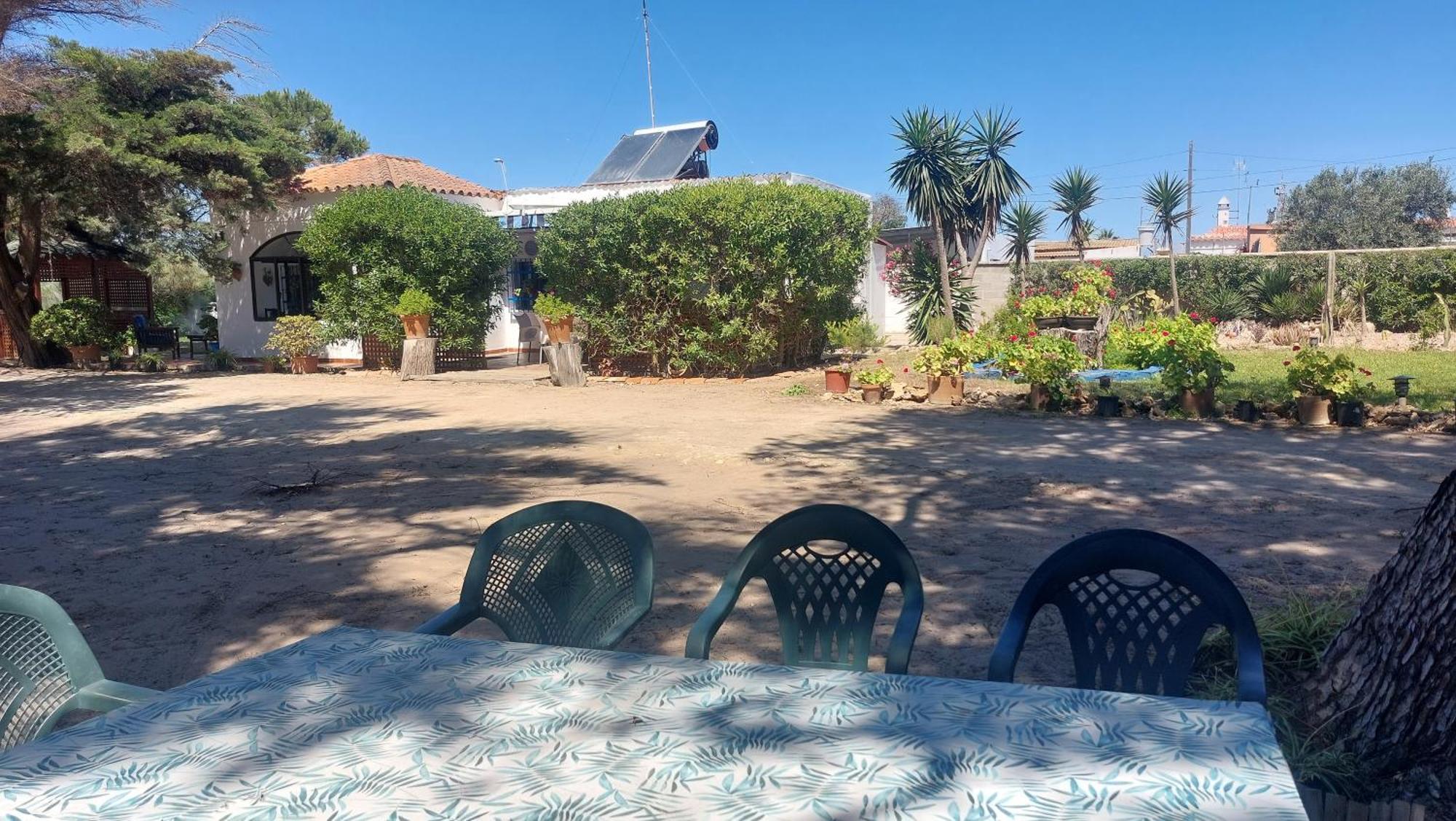 רוטה En Finca Las Dunas Dos Chalets Con Jacuzzis En Primera Linea De Playa , Uno De 4 Dormitorios Y Otro De 2 Dormitorios, Llama Al Seiscientos Veintisiete Cuatrocientos Diecisiete Trescientos Noventa Y Ocho מראה חיצוני תמונה